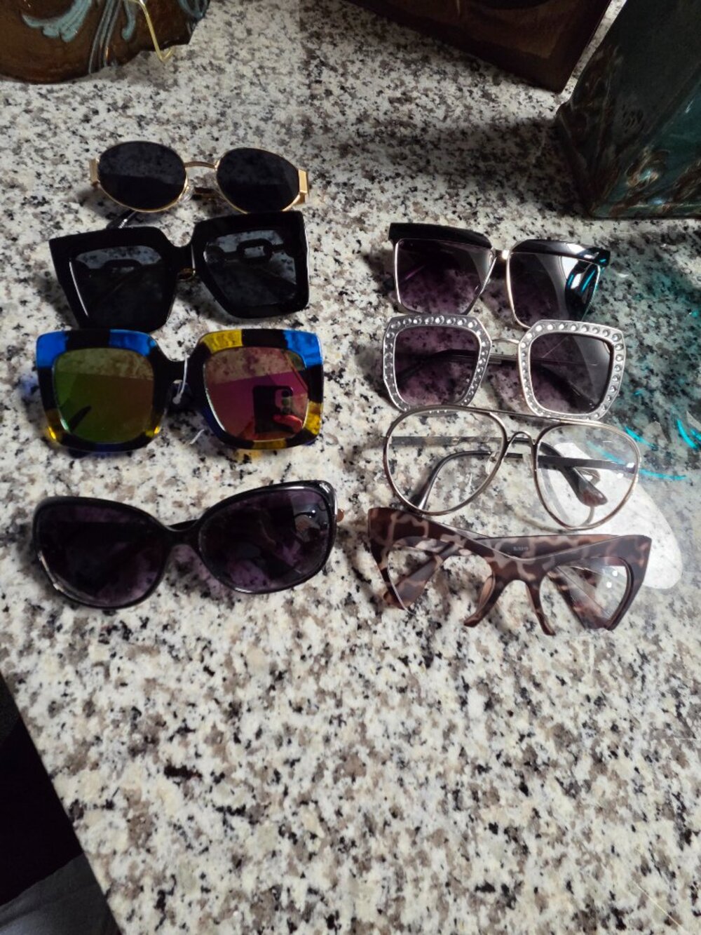 BULK Assorted Fashion Sunglasses 8 Pair (BULK not individual sale)